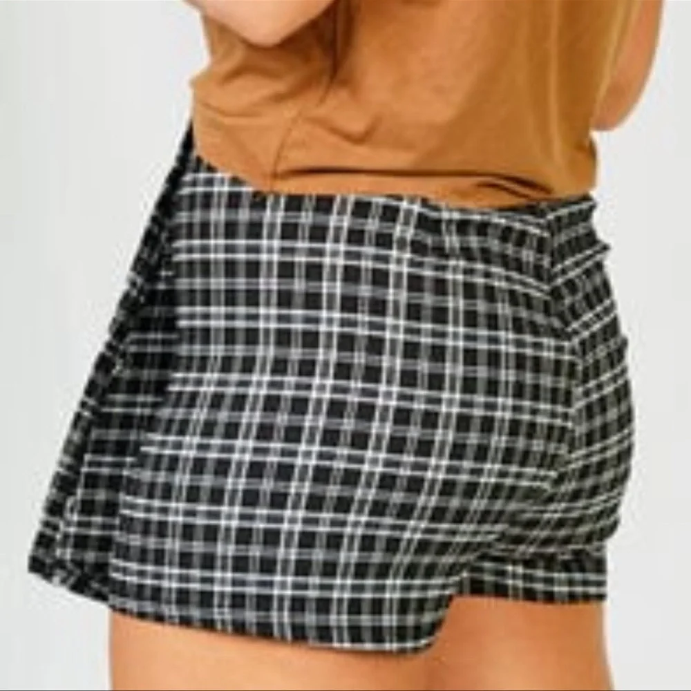 Altar’d State Bonnie Plaid Skort - Picture 3 of 6